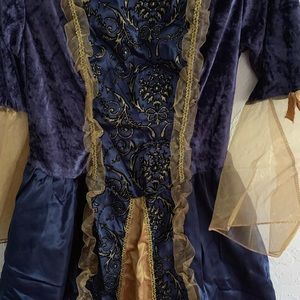 HALLOWEEN COSTUME - TITANIC ROSE OR RENAISSANCE